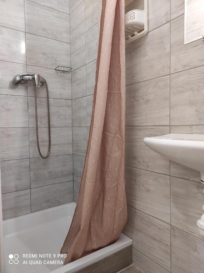 Desi Apartman Kaposvar Luaran gambar