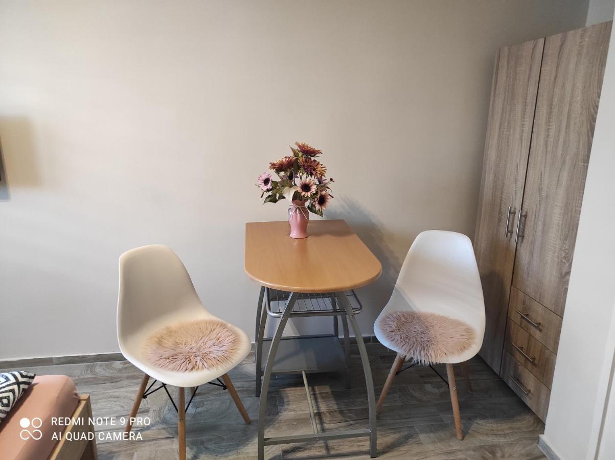 Desi Apartman Kaposvar Luaran gambar